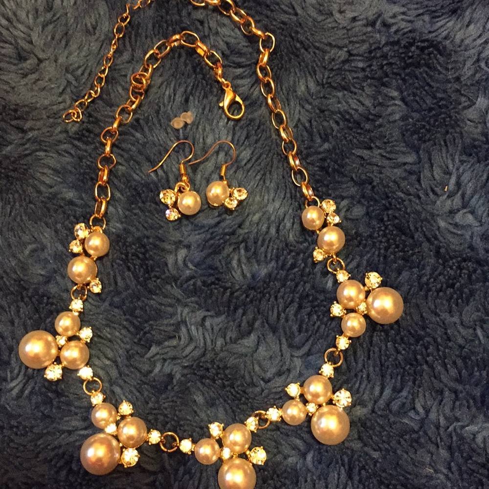 Necklace - Picture 2 of 2